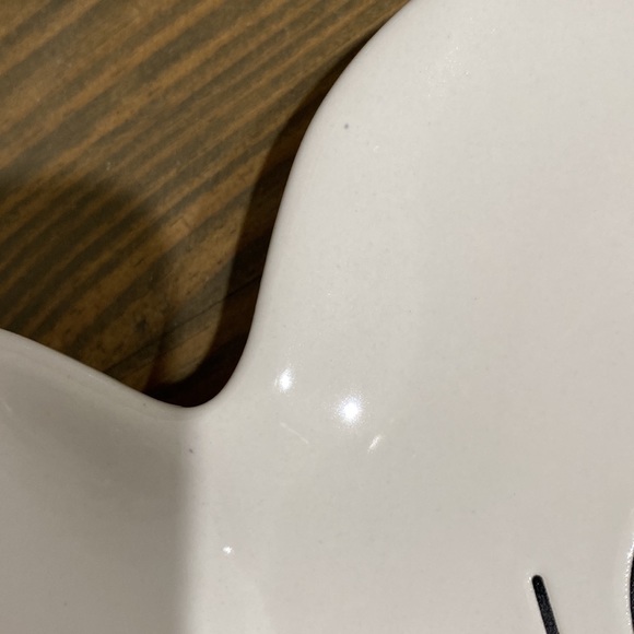 NWOT Rae Dunn XOXO heart plate - Picture 3 of 5